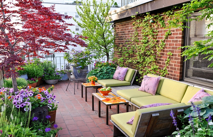 Add More Pops of Color to Your Outdoor Space